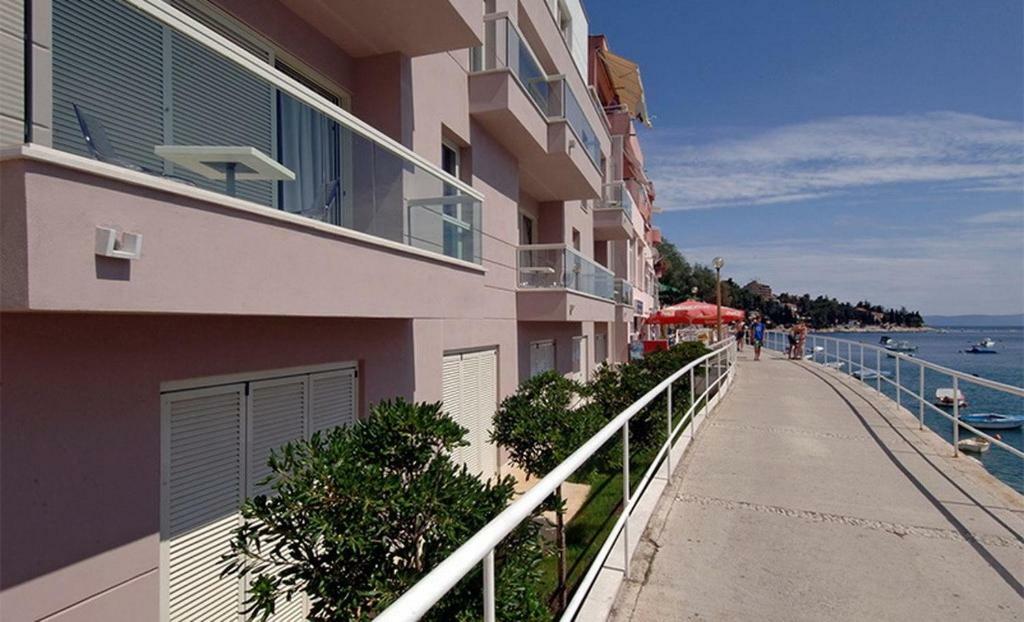Irene Apartment By The Sea - Privat Parking Rabac Exterior foto