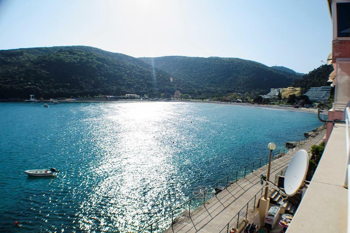 Irene Apartment By The Sea - Privat Parking Rabac Exterior foto